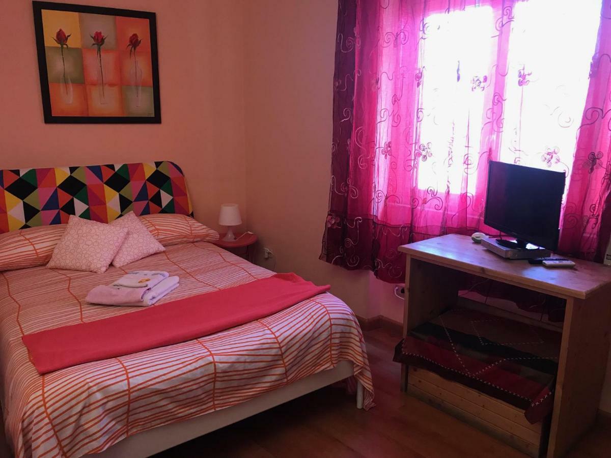 カターニア I Colori Di Sara Bed & Breakfast エクステリア 写真