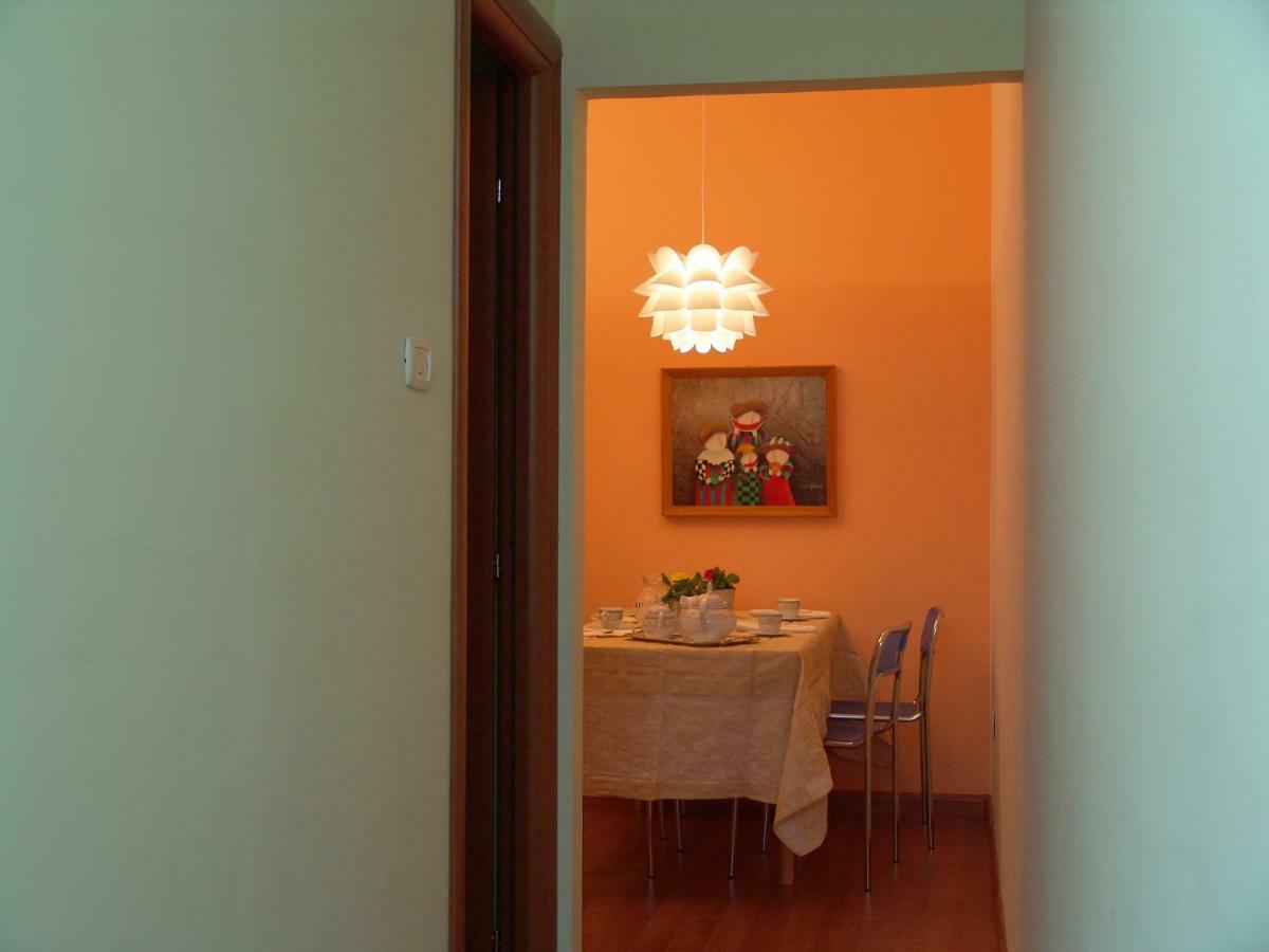 カターニア I Colori Di Sara Bed & Breakfast エクステリア 写真