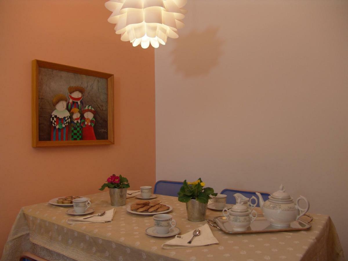 カターニア I Colori Di Sara Bed & Breakfast エクステリア 写真