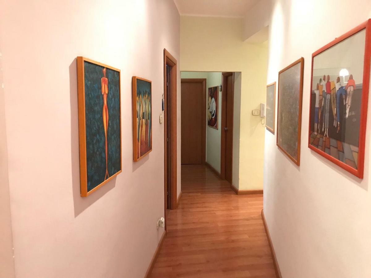 カターニア I Colori Di Sara Bed & Breakfast エクステリア 写真